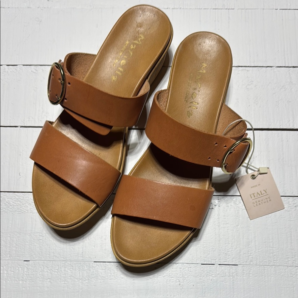 Stylish Tan Leather Wedge Sandals